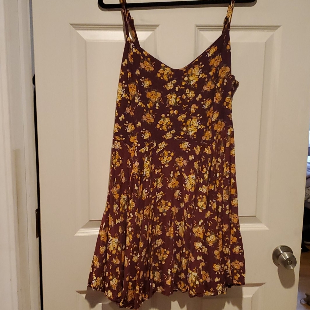🌺2/$25🌺 Side zip floral mini dress